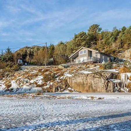 Holiday home Stunning In With House Sea View Farsund